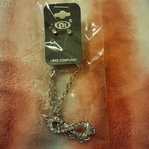 Earrings & Bracelet Set